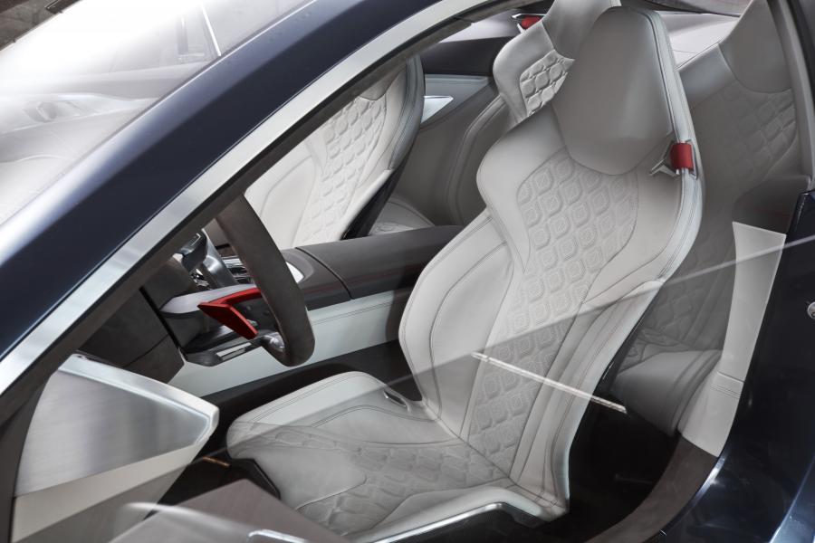Интерьер BMW Concept 8-Series 2017 года  (фото 21 из 69)